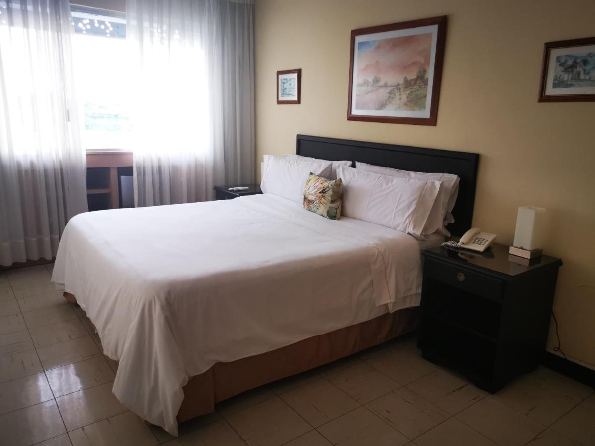 Hotel Sin Escala Палмира Екстериор снимка