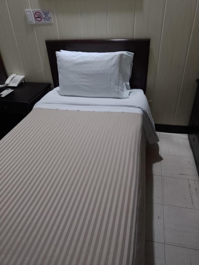 Hotel Sin Escala Палмира Екстериор снимка